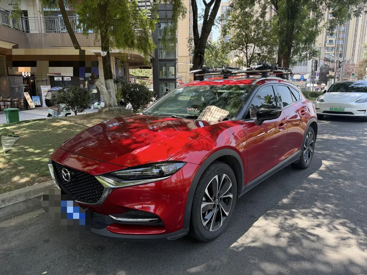 Открыть галерею: Mazda 2020 CX-4 125.00g Drive Blue Sky Driving Fun Edition Automatic Gear