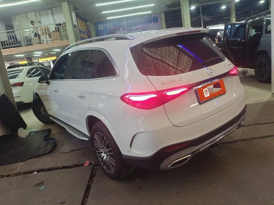 Mercedes Benz 2023 GLC 300 L 4MATIC 48V 2.0T dynamic 5-seat automatic gear 3