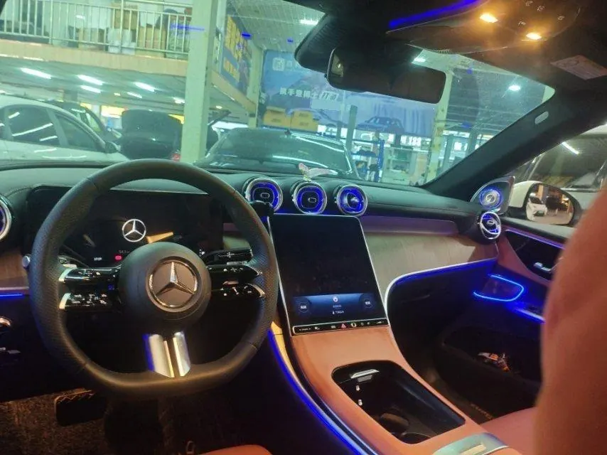 Mercedes Benz 2023 GLC 300 L 4MATIC 48V 2.0T dynamic 5-seat automatic gear 4