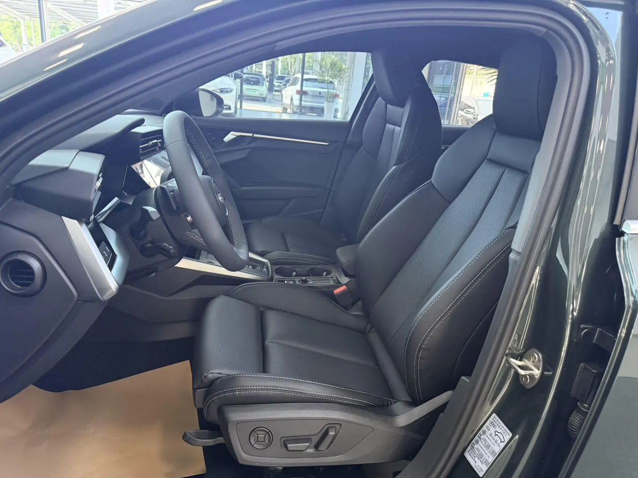 Audi 2022 A3L Limousine 1.4TFSI 35TFSI Aggressive Sports Automatic 12