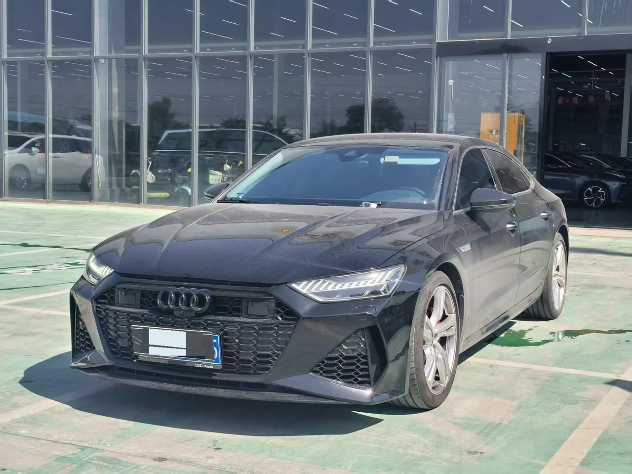 Open image lightbox: Audi 2022 A7L 2.0TFSI 45TFSI Quattro S-line see remote crystal flow set automatic gear