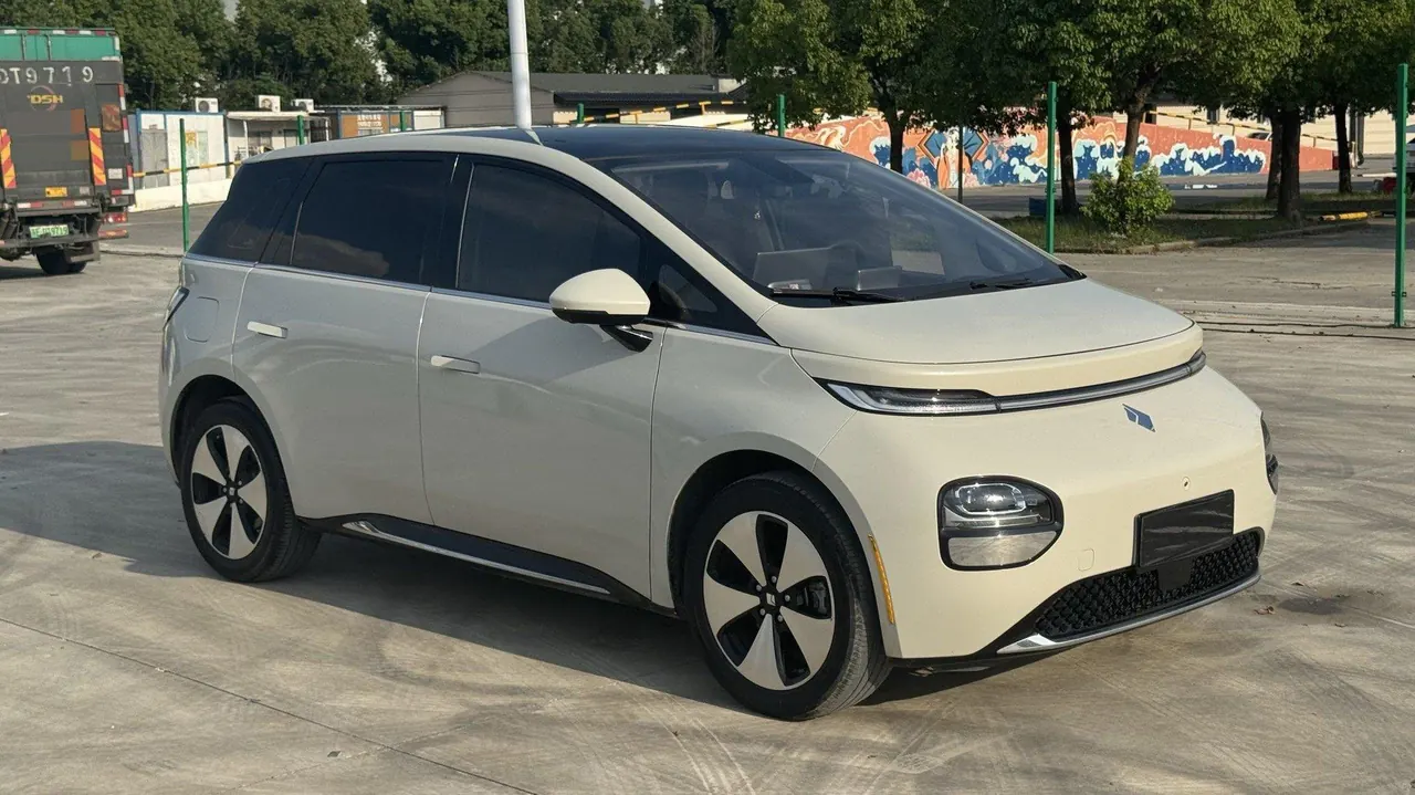 BaoJun 2023 cloud 460 Max automatic gear 3