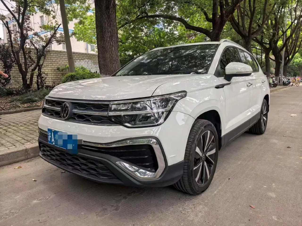 Volkswagen 2023 Tuyue 1.5TSI 300TSI Two-Drive Kyauk Moon Edition Automatic Gear - View 1