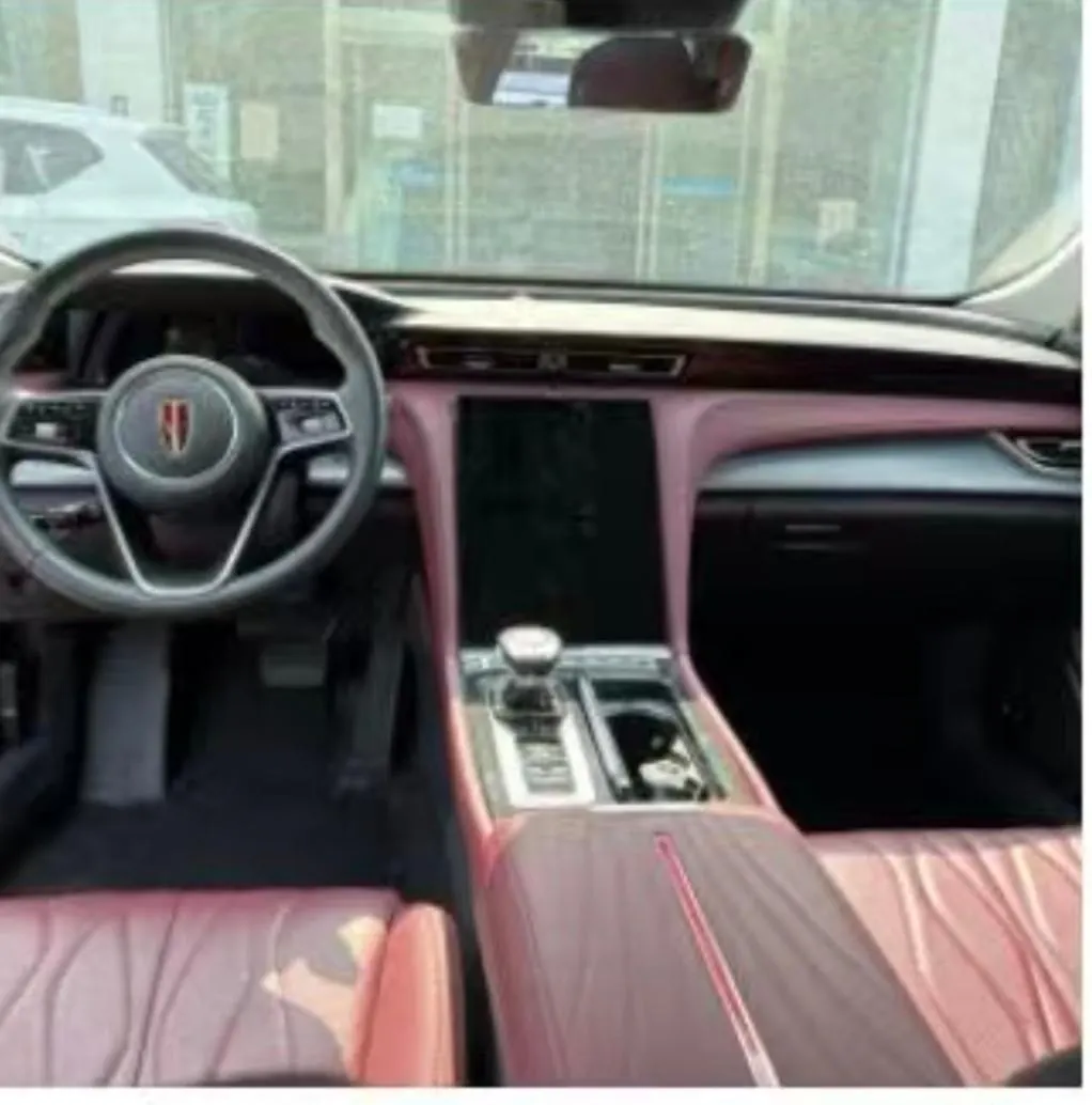 HongQi 2024 H5 2.0T Zhilian Flag Collar Edition Automatic Gear 5