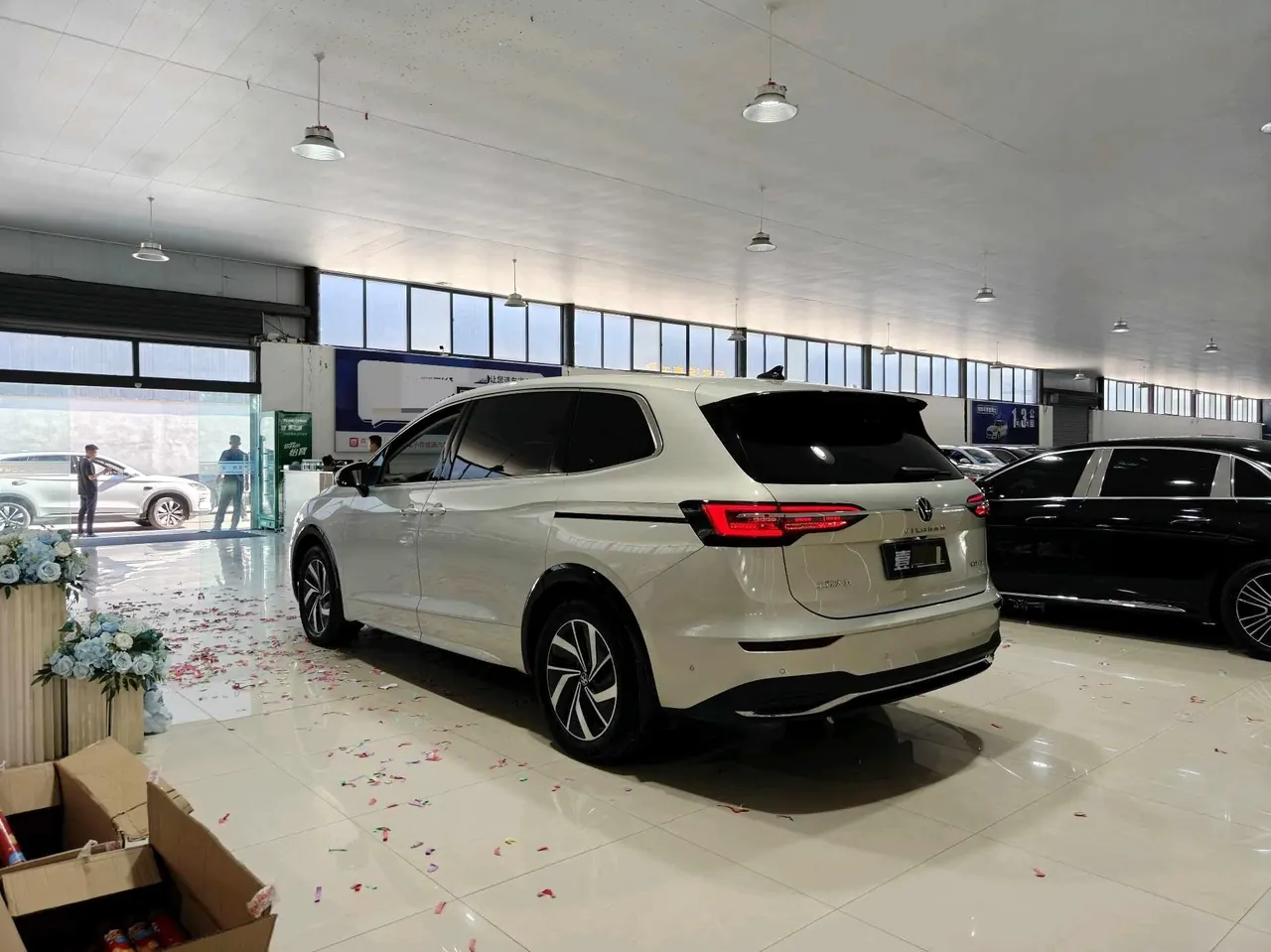 Volkswagen 2023 Wei (Viloran) 2.0TSI 380TSI Zunchi Edition Automatic Gear 7