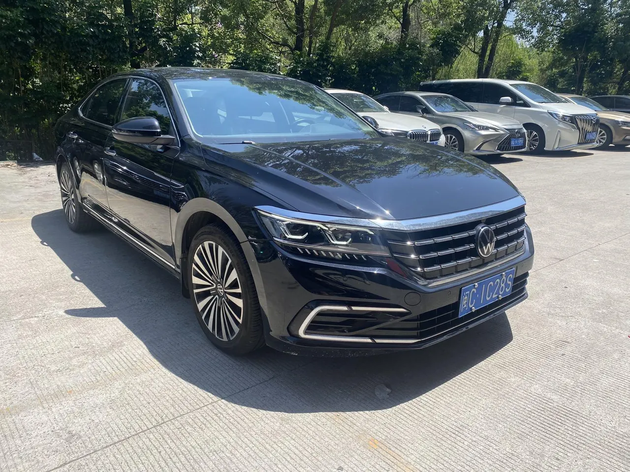 Volkswagen 2020 Passat 2.0TSI 330TSI Premium Edition Automatic Gear 3