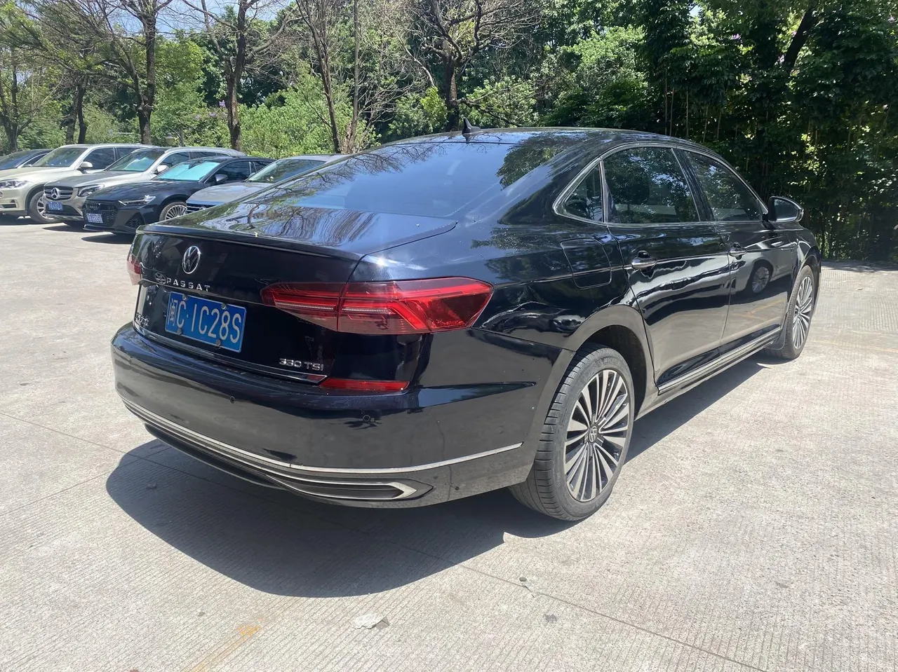 Volkswagen 2020 Passat 2.0TSI 330TSI Premium Edition Automatic Gear 9