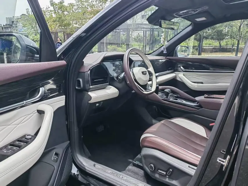 Geely 2023 Boyue L 2.0TD Flagship Automatic Gear 3