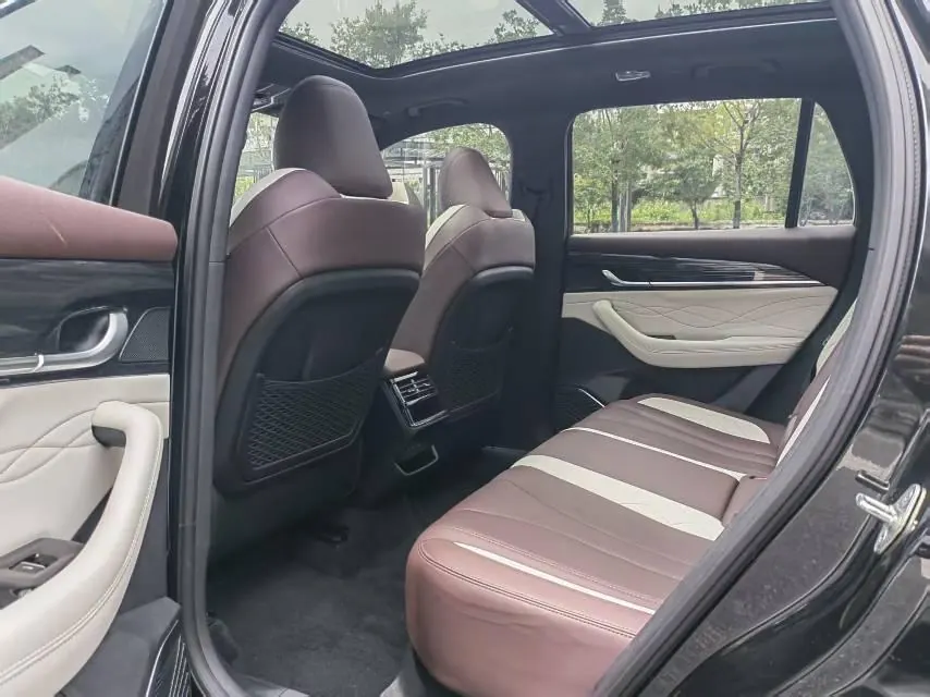 Geely 2023 Boyue L 2.0TD Flagship Automatic Gear 4