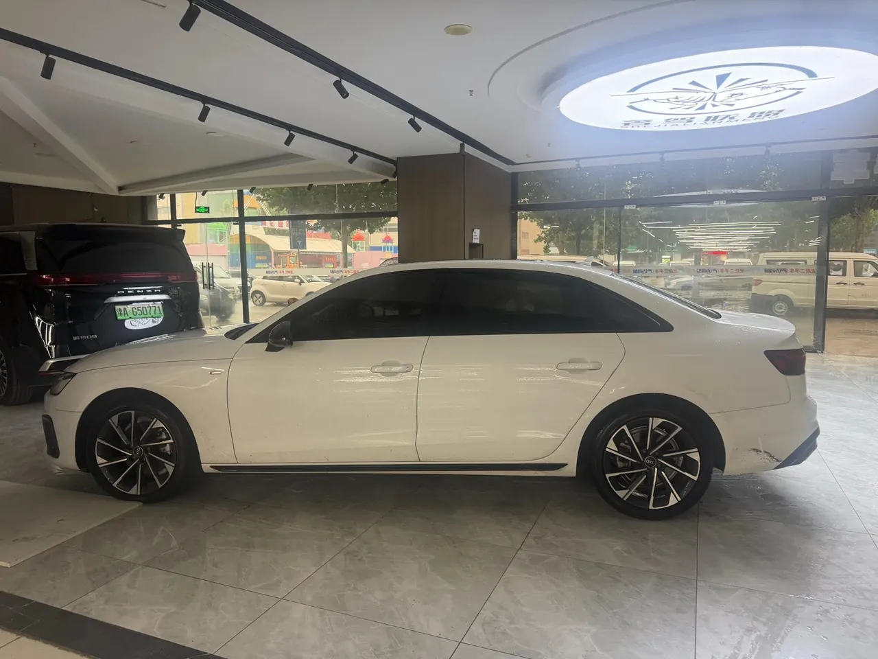 Audi 2023 A4L 2.0TFSI 40TFSI Deluxe Dynamic Automatic 8