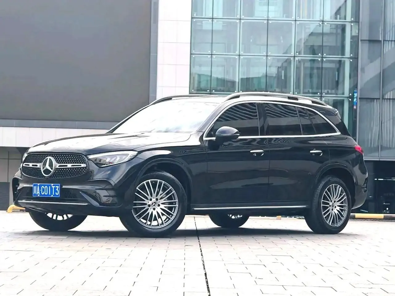 Mercedes Benz 2024 GLC 300 L 4MATIC 48V 2.0T Dynamic 7-seat (Modified) Automatic Gear - View 1