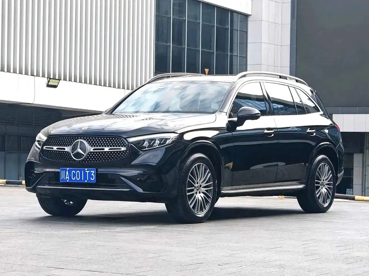 Mercedes Benz 2024 GLC 300 L 4MATIC 48V 2.0T Dynamic 7-seat (Modified) Automatic Gear 2