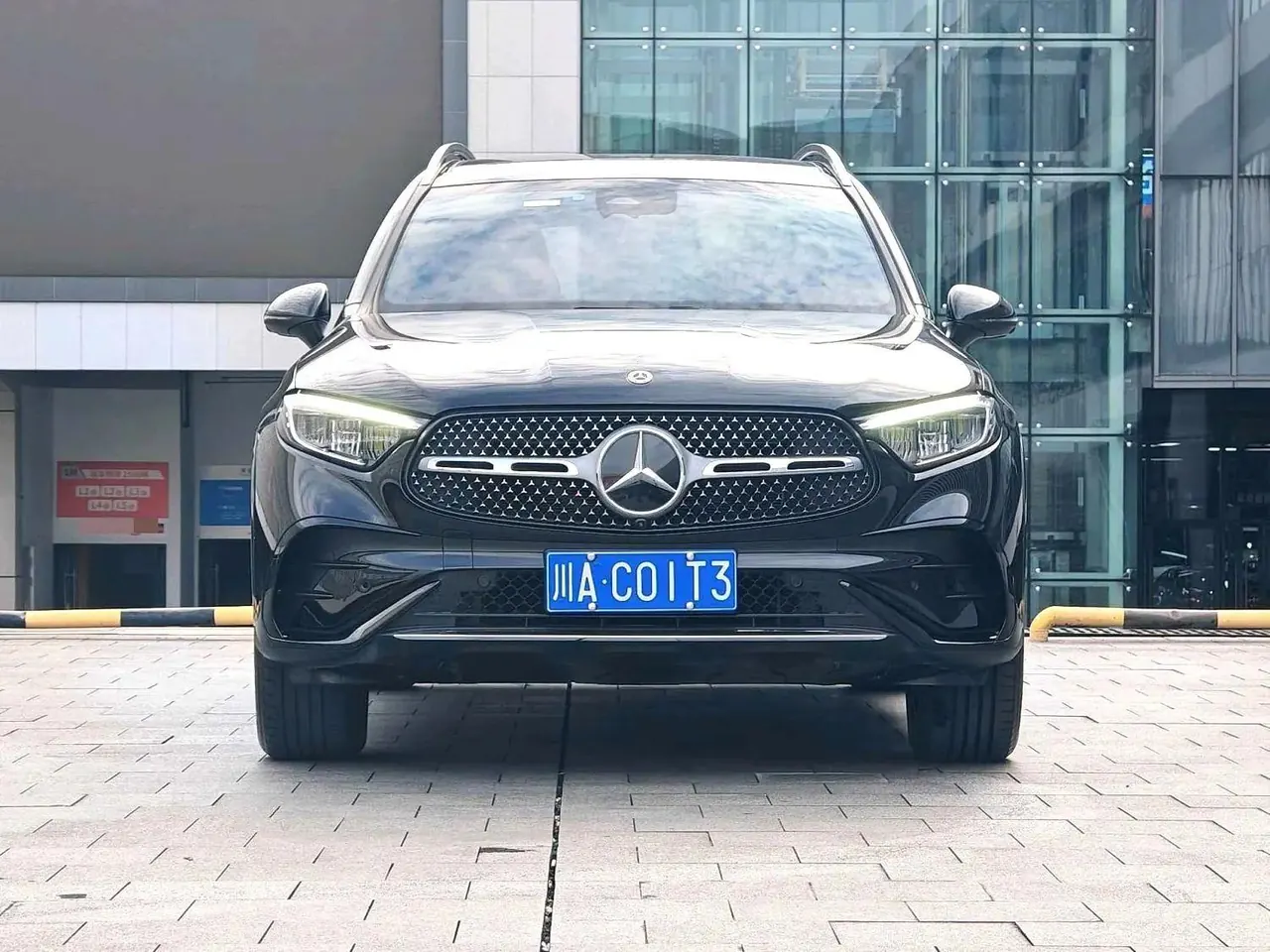 Mercedes Benz 2024 GLC 300 L 4MATIC 48V 2.0T Dynamic 7-seat (Modified) Automatic Gear 3