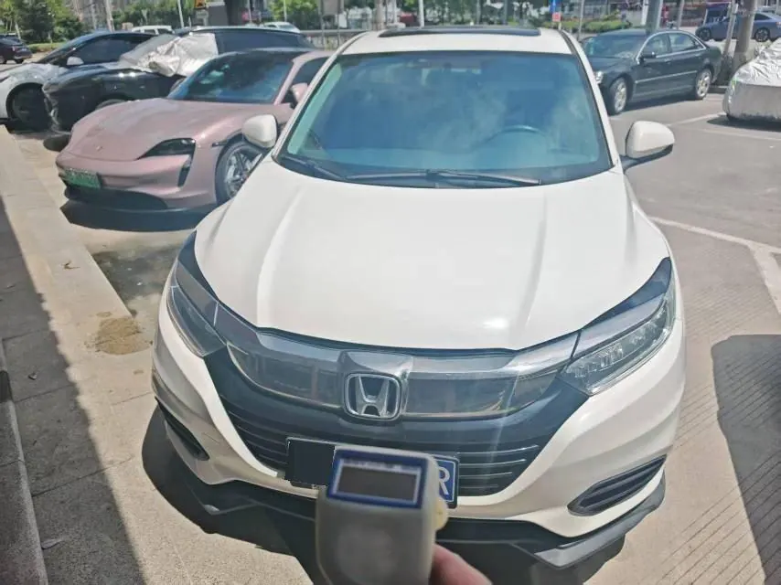 Honda 2020 Binzhi 1.5 stepless luxury automatic transmission 2