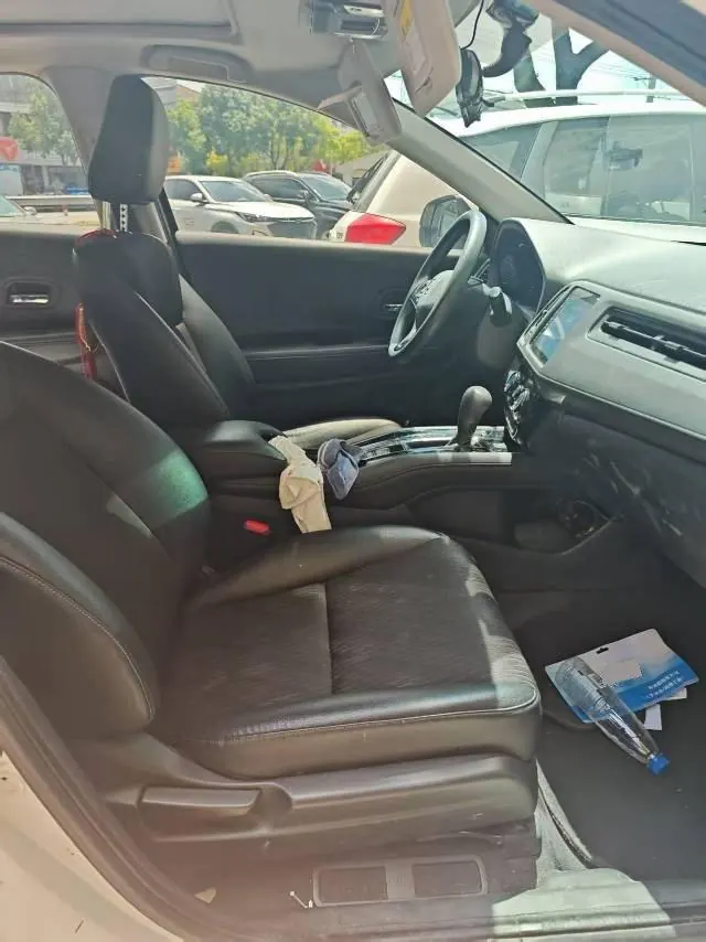Honda 2020 Binzhi 1.5 stepless luxury automatic transmission 6