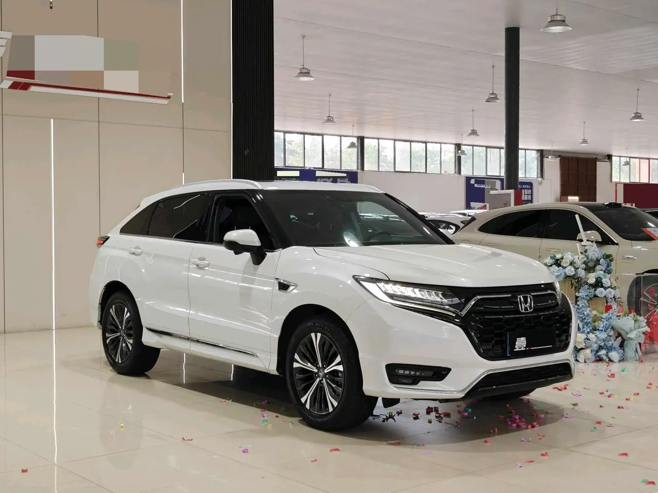 Honda 2020 UR-V 2.0T 370TURBO 4-wheel drive exclusive automatic gear 3