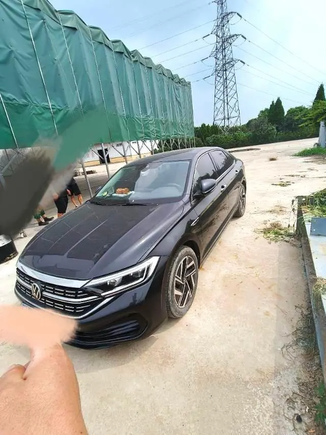 Open image lightbox: Volkswagen 2023 Sagitar 1.5TSI 300TSI Exceed Edition Automatic