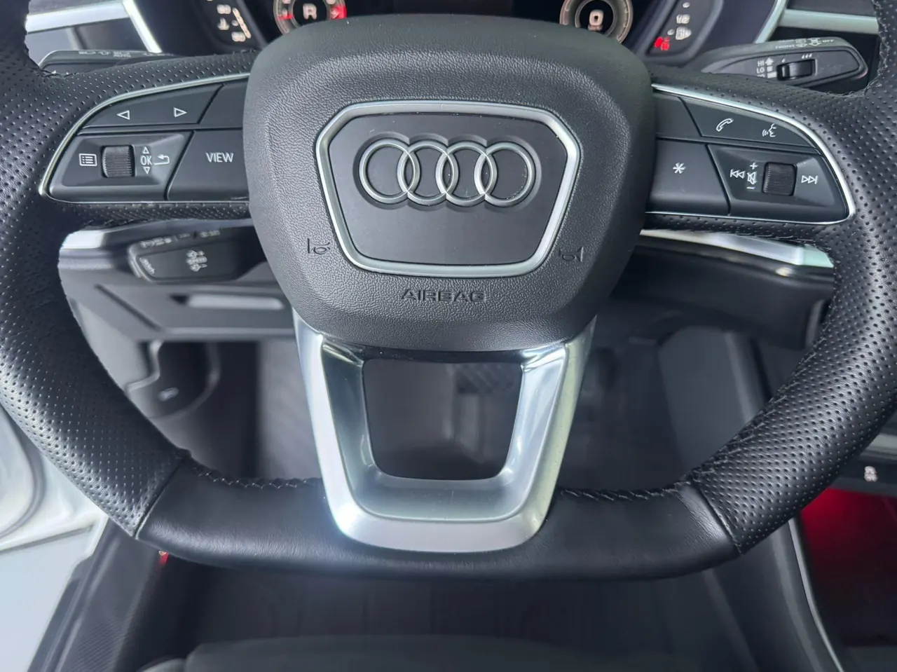 Audi 2022 Q3 1.4TFSI 35TFSI Fashion Dynamic Automatic 18