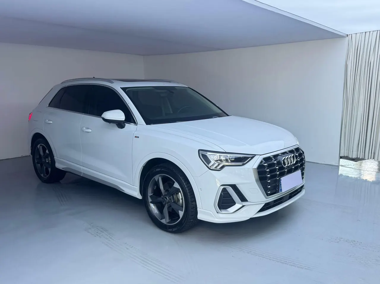 Audi 2022 Q3 1.4TFSI 35TFSI Fashion Dynamic Automatic 3