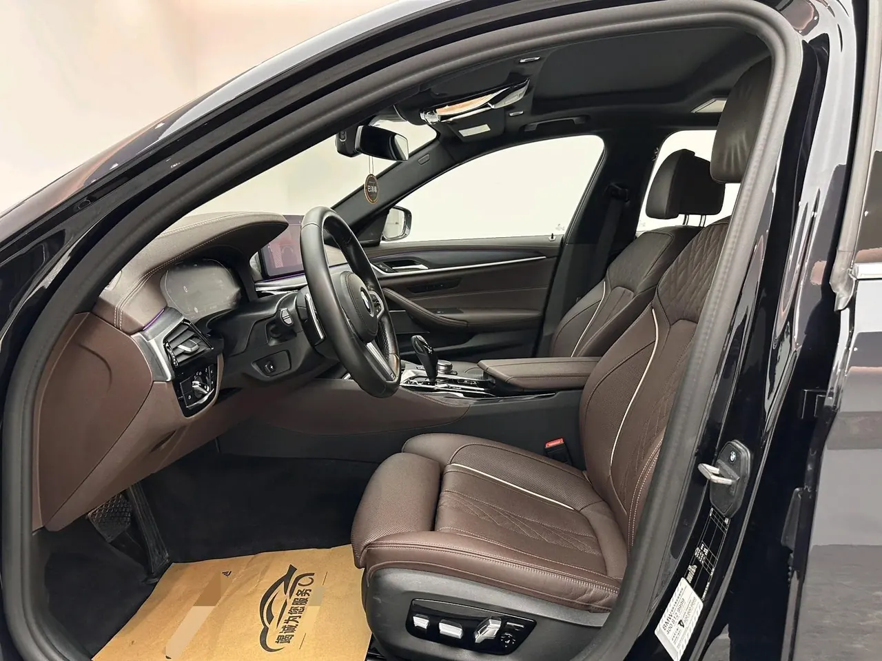BMW 5 Series 2022 530Li 2.0T Exclusive M Sports Suit Automatic Gear 4