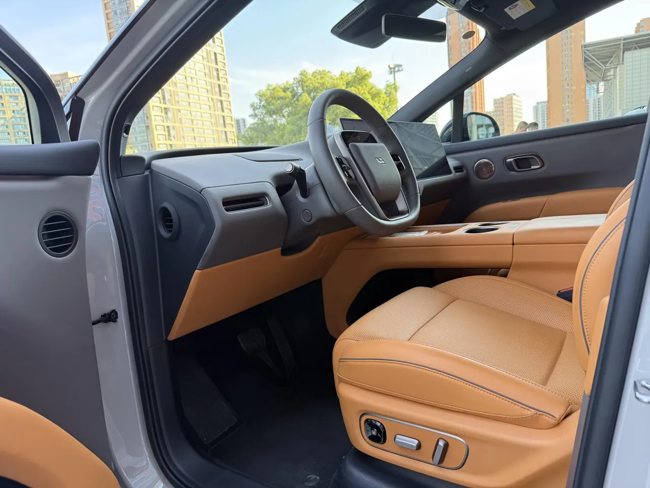 Li 2025 i8 Standard Edition Automatic Gear 11