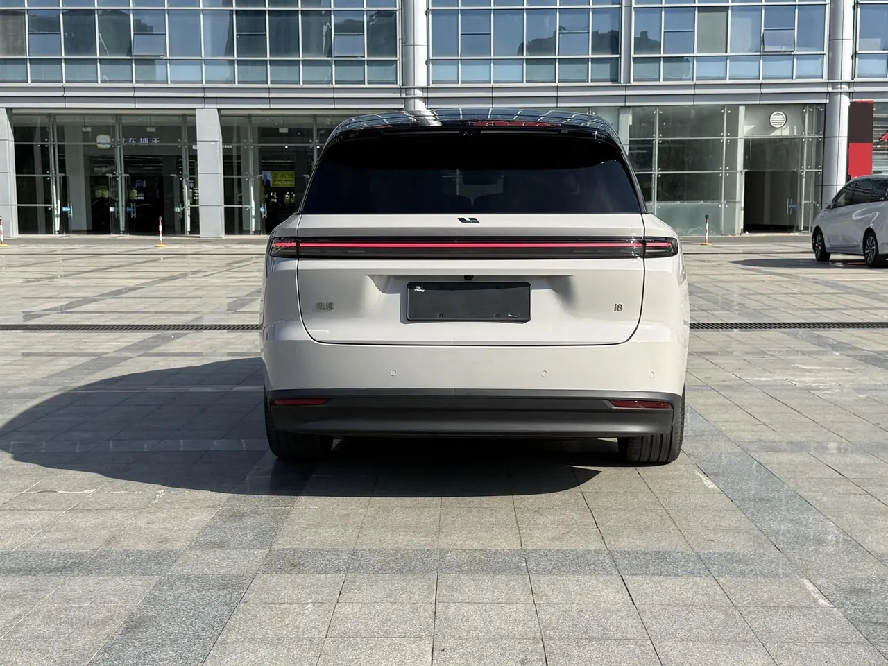 Li 2025 i8 Standard Edition Automatic Gear 6