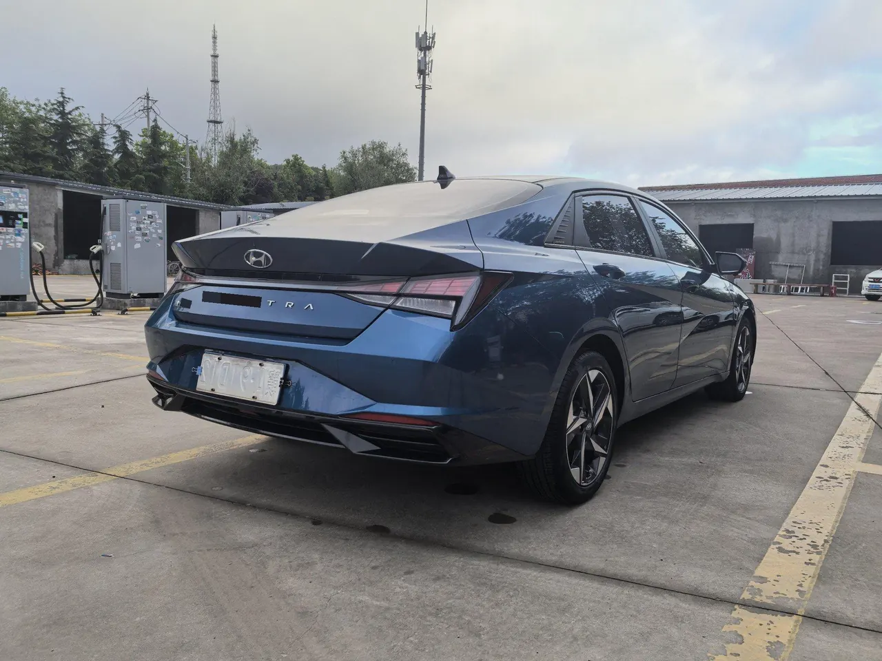 Hyundai 2022 Elantra-sedan 1.5 stepless GLX elite automatic gear 8