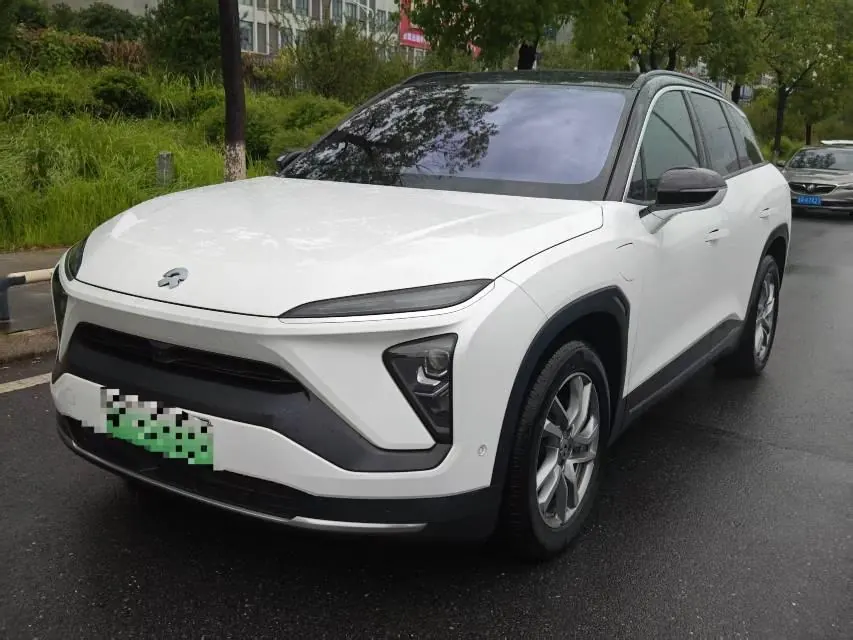 Open image lightbox: NIO 2020 ES 6 600KM Sports Edition Automatic Gear