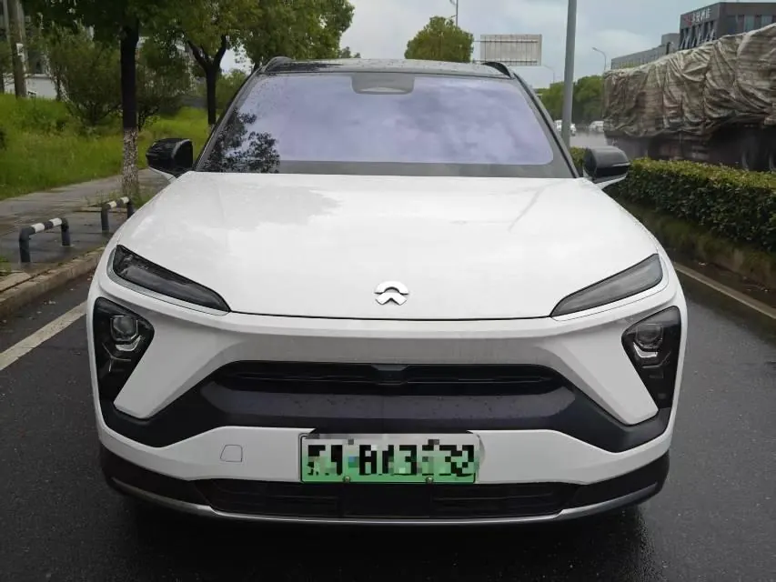 NIO 2020 ES 6 600KM Sports Edition Automatic Gear 2