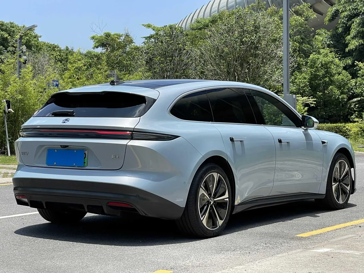 NIO 2024 ET5T 75kWh Touring automatic 9