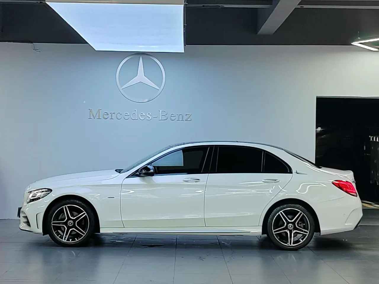 Mercedes Benz Class C 2021 C 260 L 48V 1.5T Sports Star Yao Zhen Tibetan Edition Automatic Gear 4