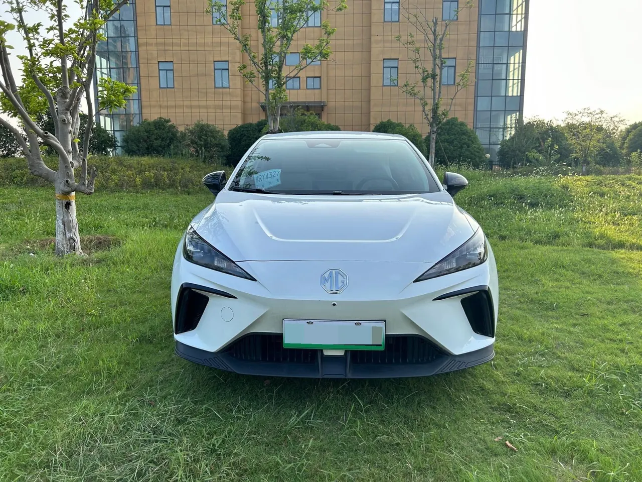 MG 2022 MULAN 425km Deluxe Edition Automatic Gear 2
