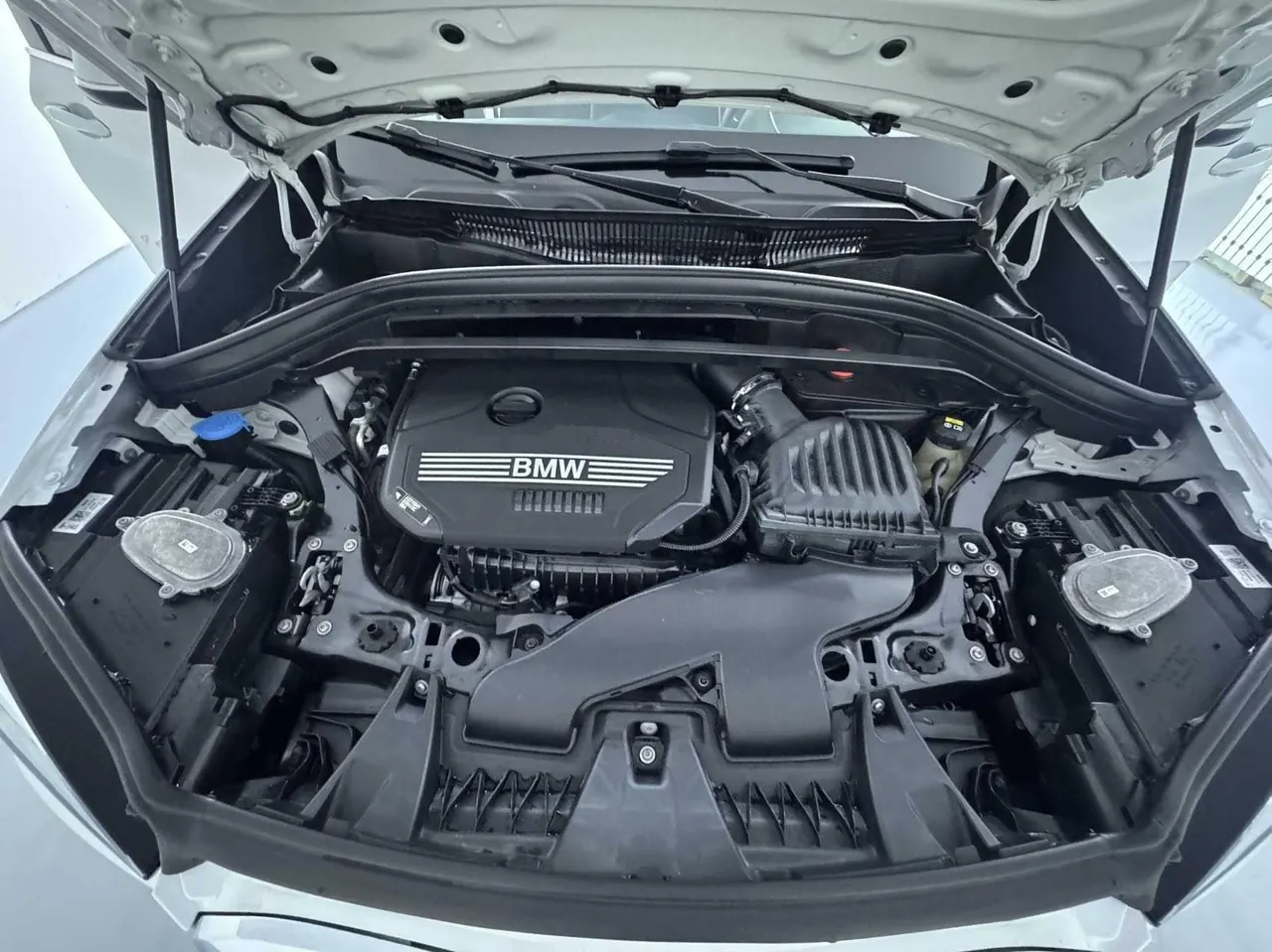 BMW 2022 X1 sDrive20Li 1.5T fashion automatic gear 7