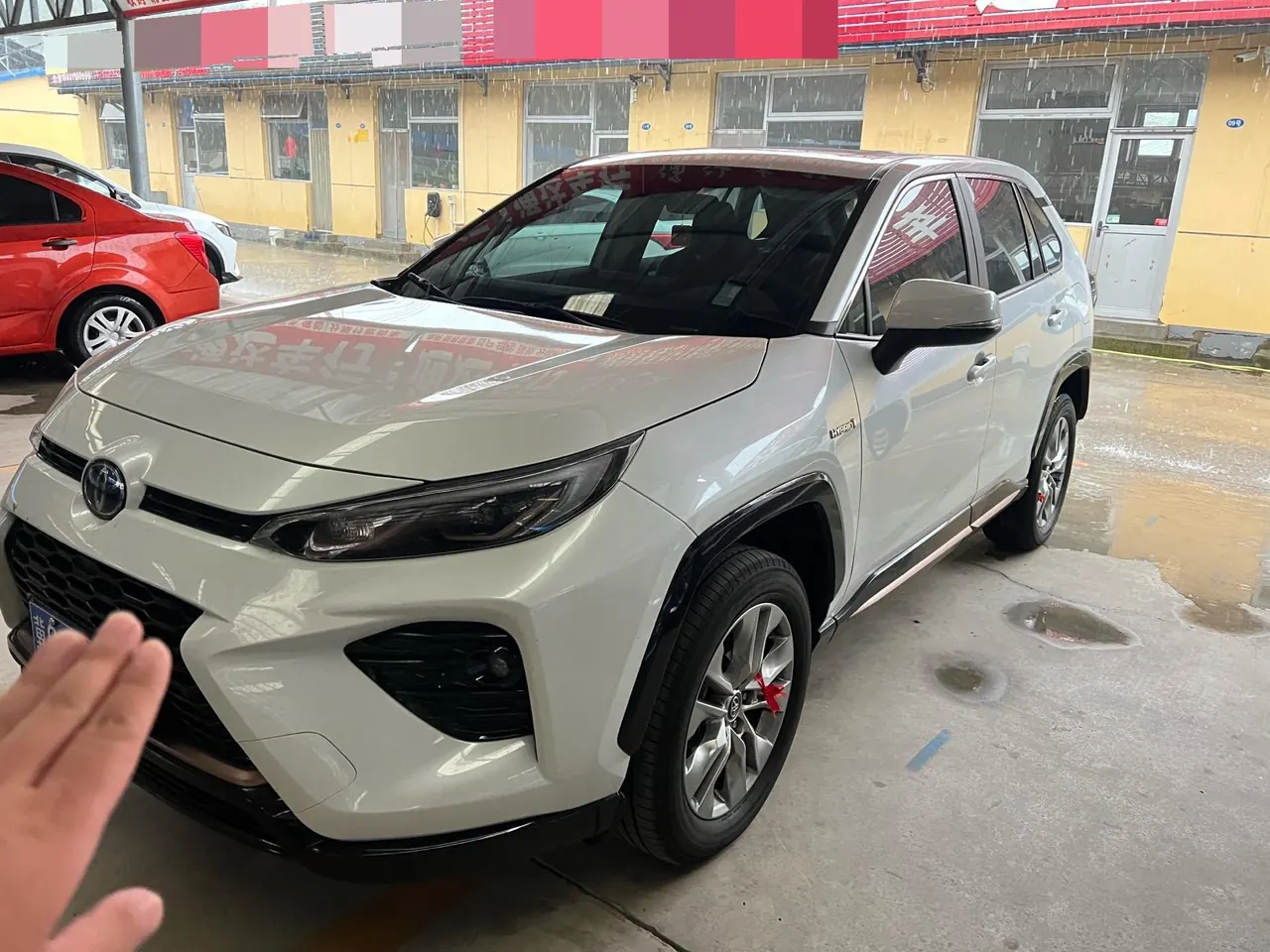 Open image lightbox: Toyota 2024 Weilanda Dual Engine 2.5 Stepless Two-Drive City Edition Automatic Gear