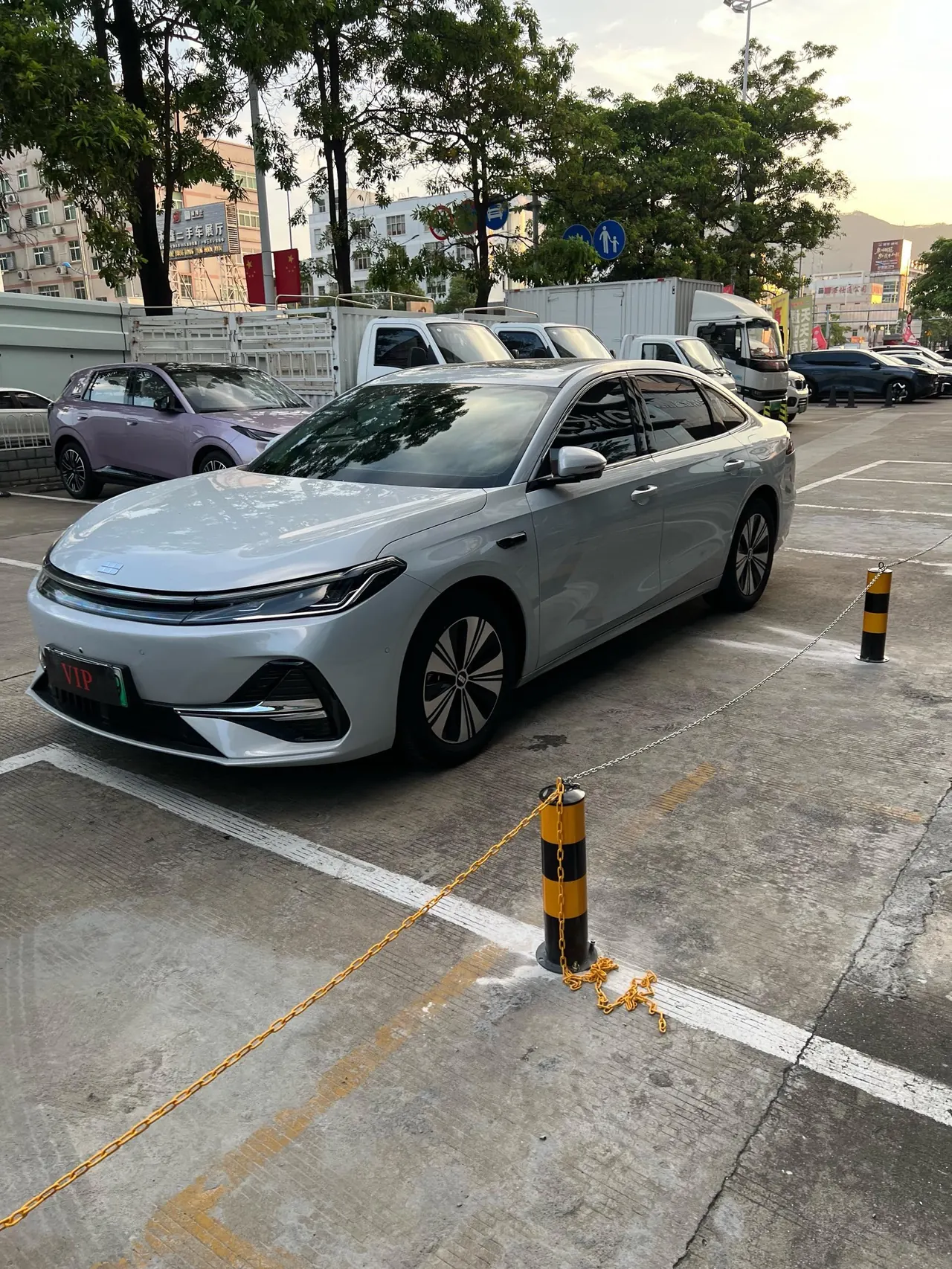 Geely Galaxy 2025 A7 EM-i 1.5 150km Discovery Edition Automatic Gear - View 1