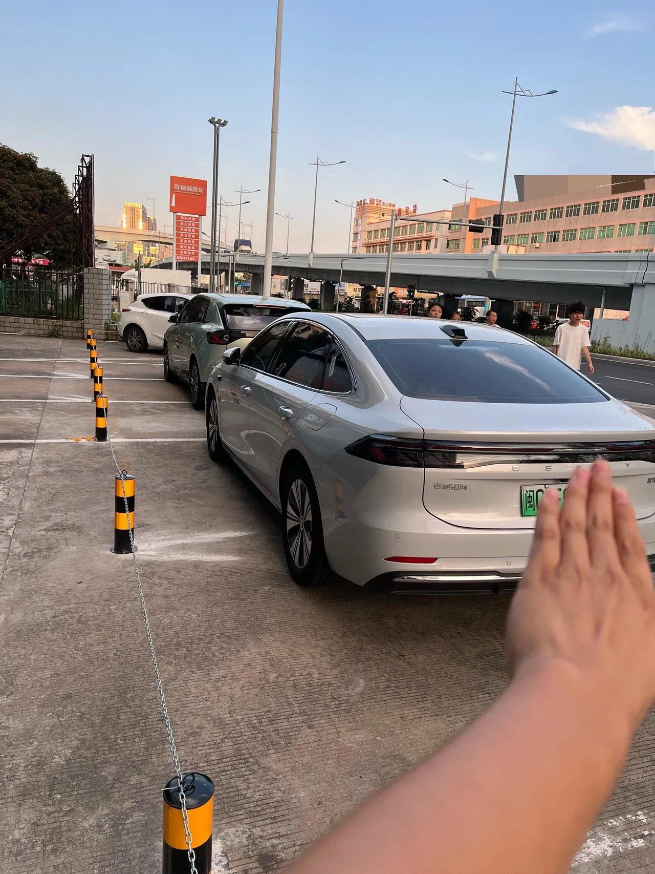 Geely Galaxy 2025 A7 EM-i 1.5 150km Discovery Edition Automatic Gear 8