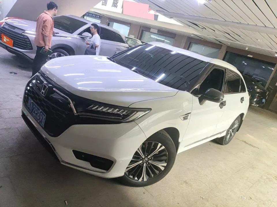 Honda 2020 UR-V 2.0T 370TURBO 4-wheel drive exclusive automatic gear - View 1
