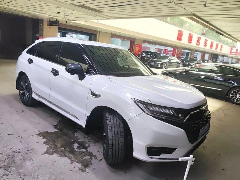 Honda 2020 UR-V 2.0T 370TURBO 4-wheel drive exclusive automatic gear 3