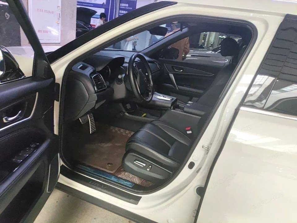Honda 2020 UR-V 2.0T 370TURBO 4-wheel drive exclusive automatic gear 5