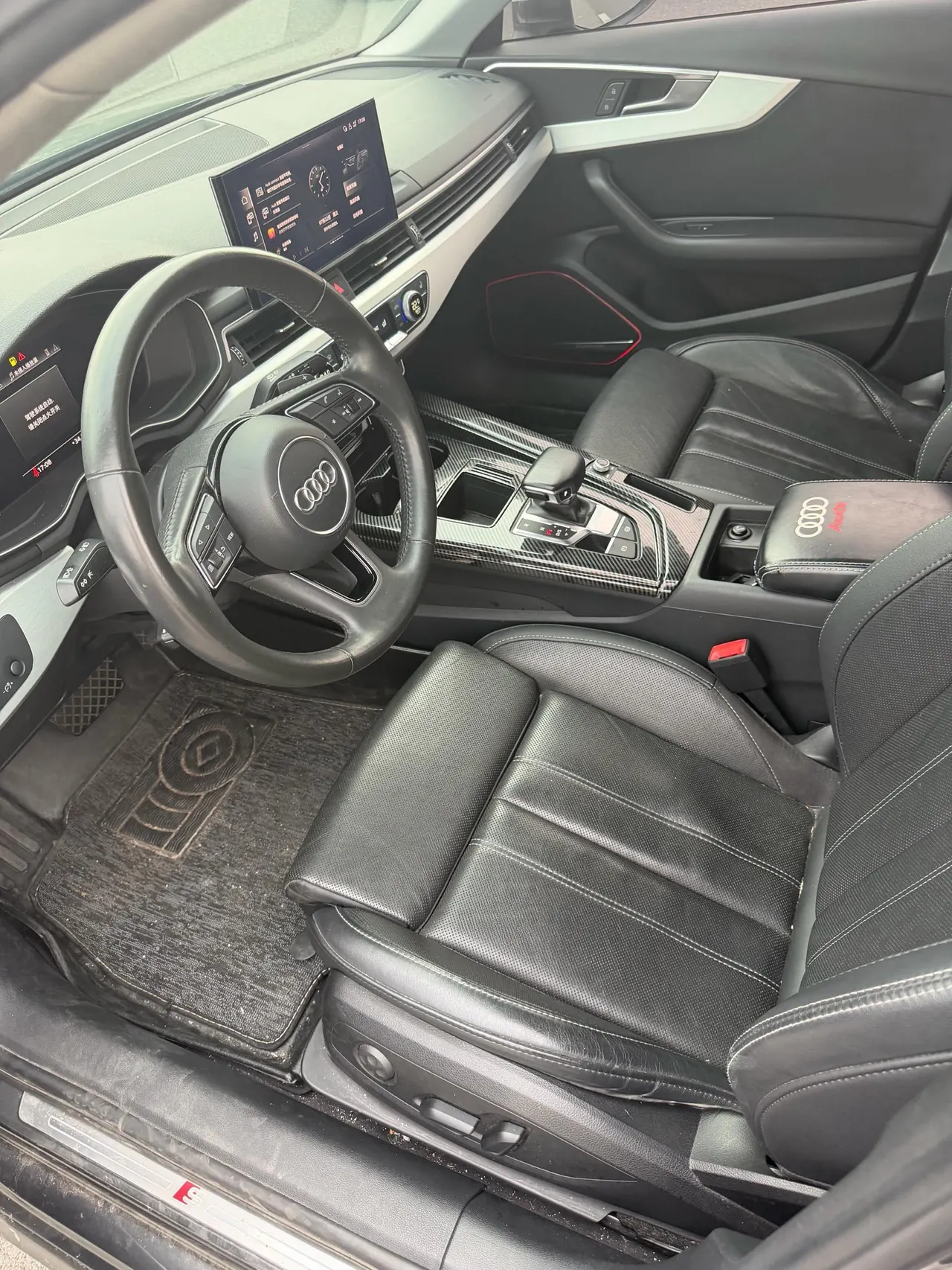 Audi 2020 A4L 2.0TFSI 40TFSI Deluxe Dynamic Automatic 2