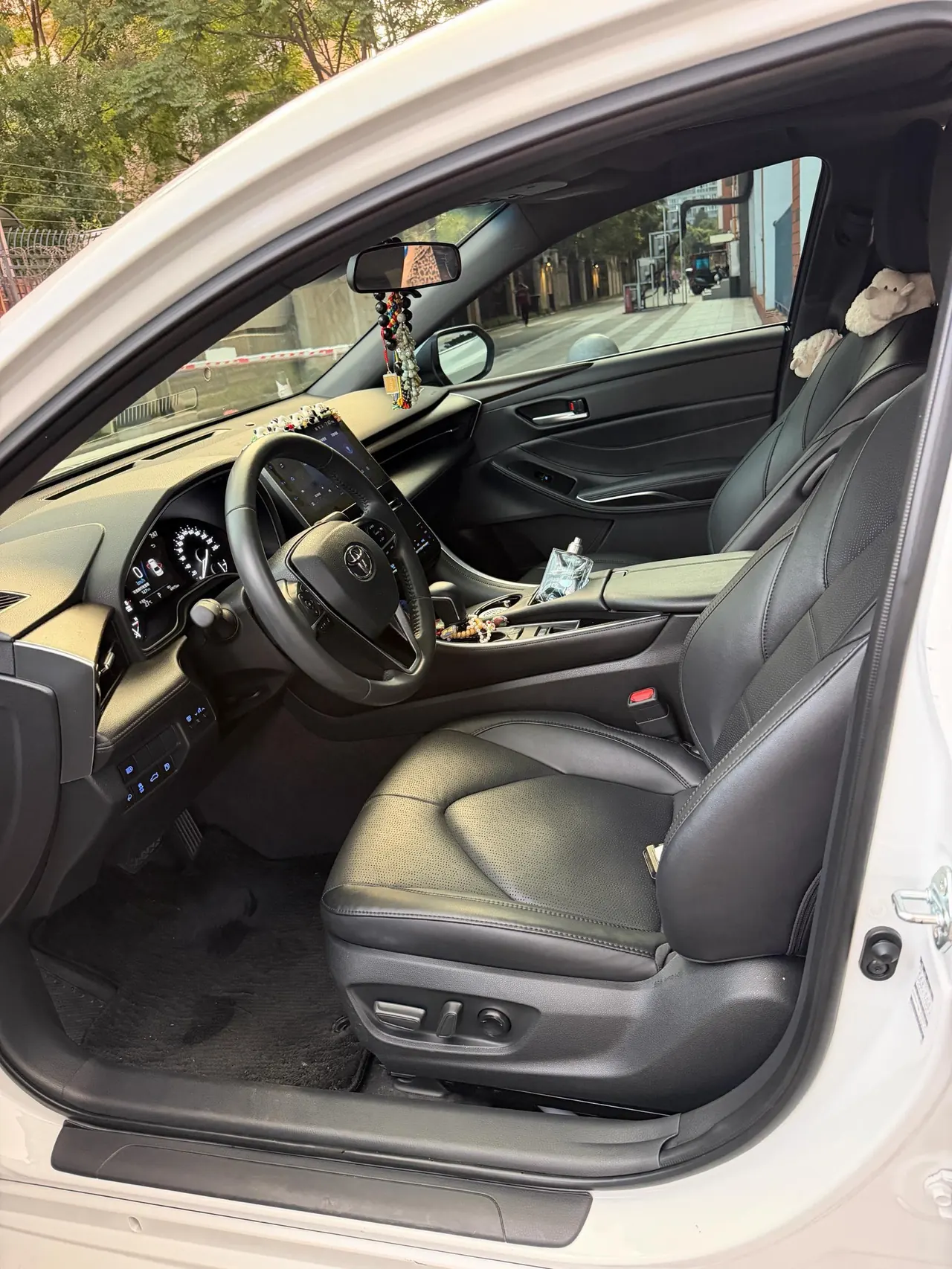 Toyota 2022 Asian Dragon 2.0 Stepless Deluxe Edition Automatic Gear 7