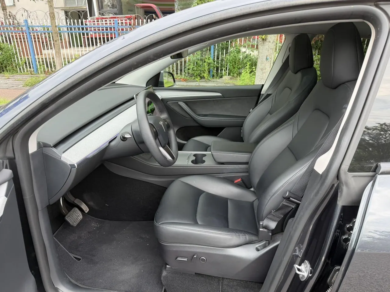 Tesla 2024 Model Y rear-wheel drive version automatic transmission 7