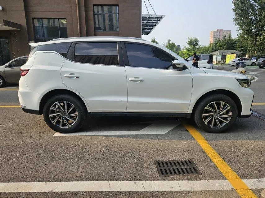Geely Vision SUV(X6) 2021 Vision X6 Pro 1.4T Premium Automatic 3