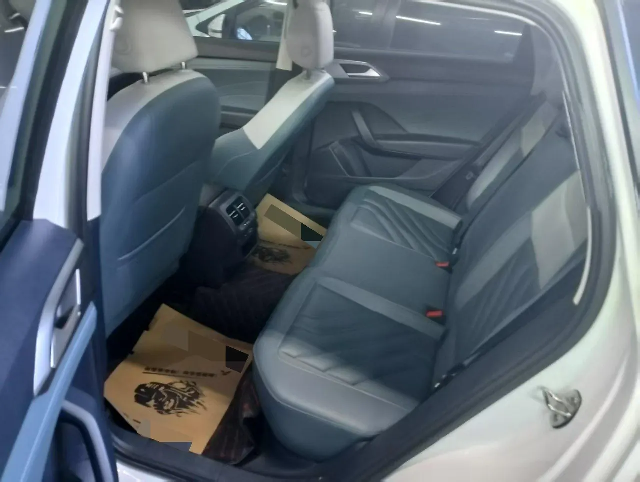 Volkswagen 2023 Tuyue 1.5TSI 300TSI Two-Drive Full Moon Edition Automatic Gear 5