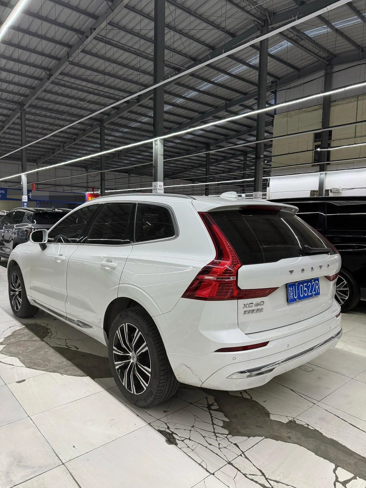 Volvo 2022 XC60 48V 2.0T B5 4-wheel drive Zhiyuan Deluxe Edition Automatic Gear 6