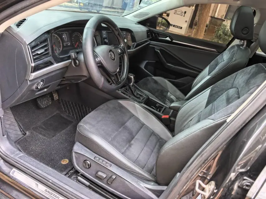 Volkswagen 2020 Sagitar 1.4TSI 280TSI Luxury Automatic Transmission 9