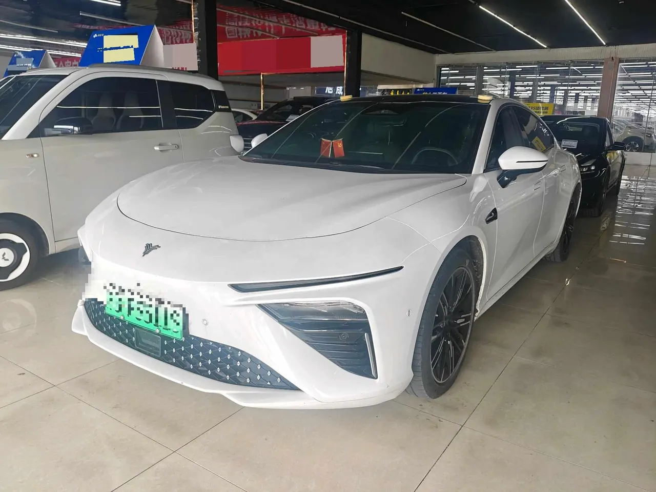 Open image lightbox: Neta 2022 Neta S 1160km rear drive middle version automatic gear