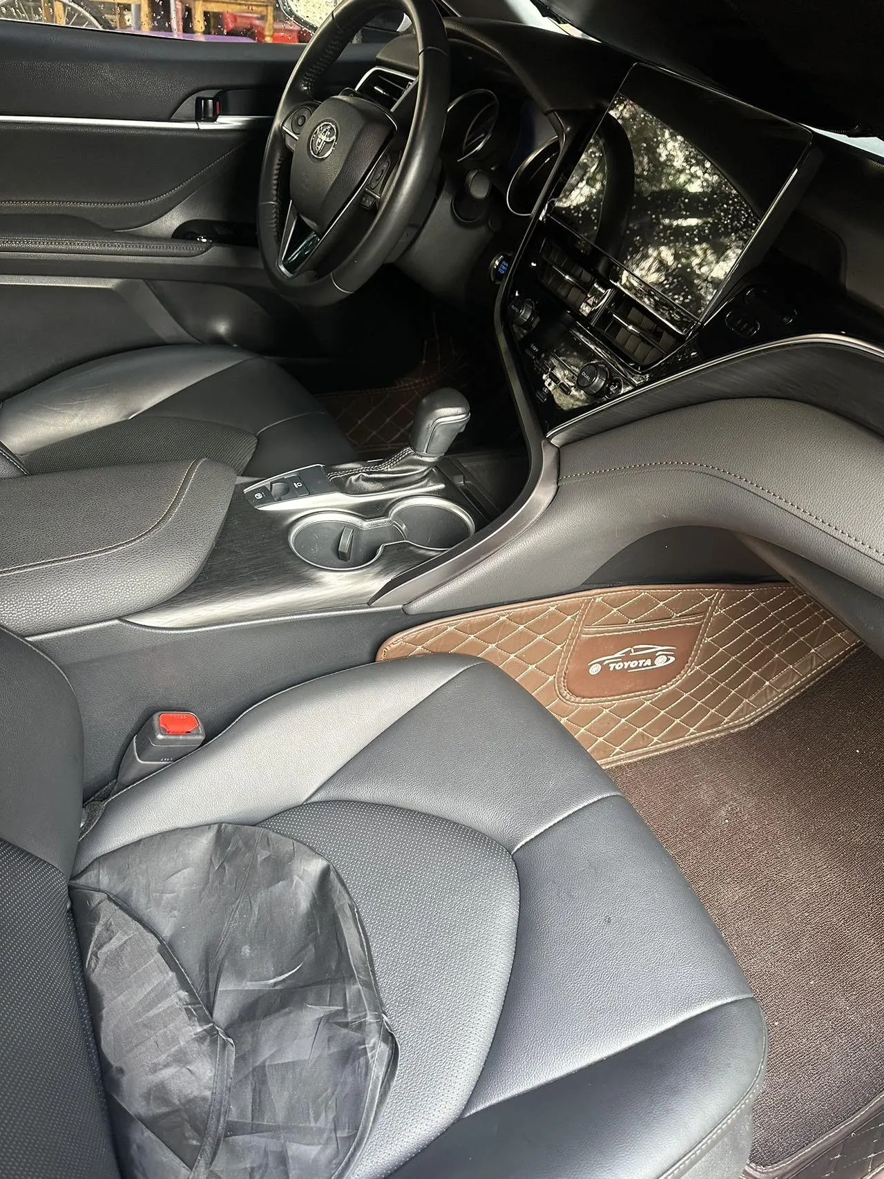 Toyota 2023 Camry 2.0G Stepless Deluxe Edition Automatic Gear 5