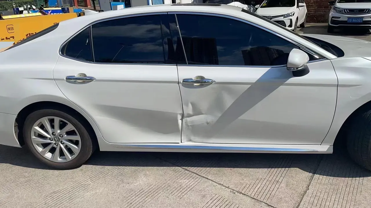Toyota 2023 Camry 2.0G Stepless Deluxe Edition Automatic Gear 7