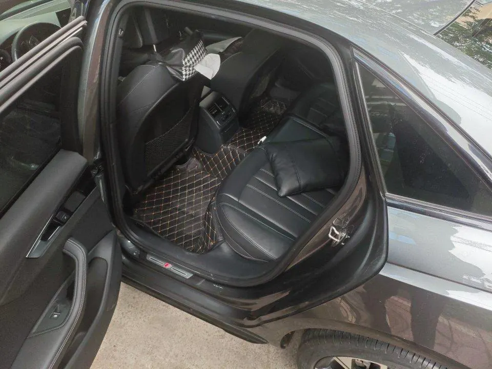 Audi 2023 A4L 2.0TFSI 40TFSI Deluxe Dynamic Automatic 3